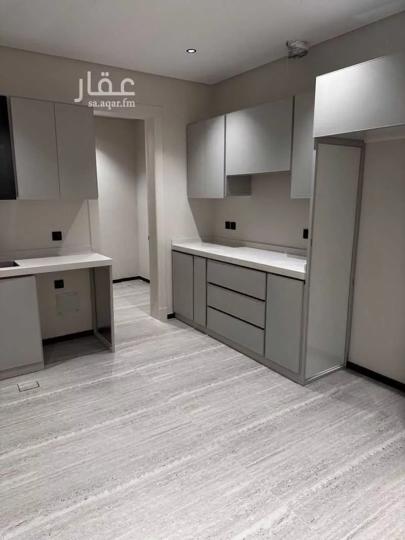 شقة 3 غرف في العليا 7