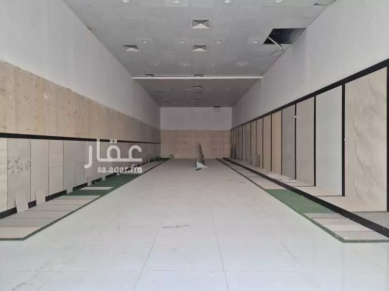 1405 sqm shop in Al Aziziyah 2