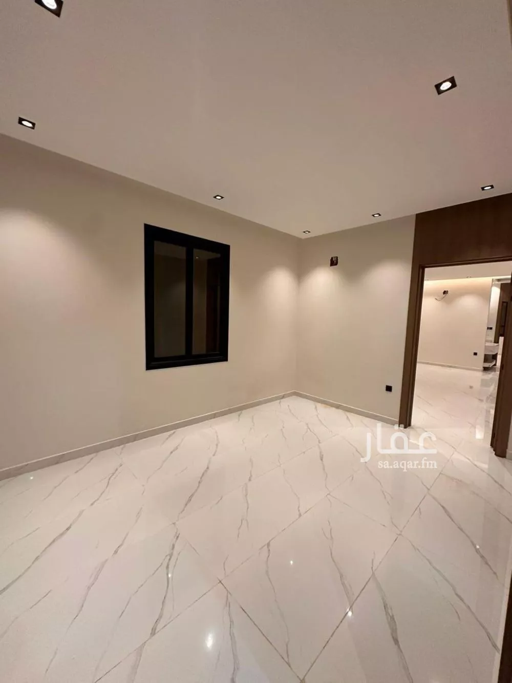 5 bedroom floor in Tuwaiq 4