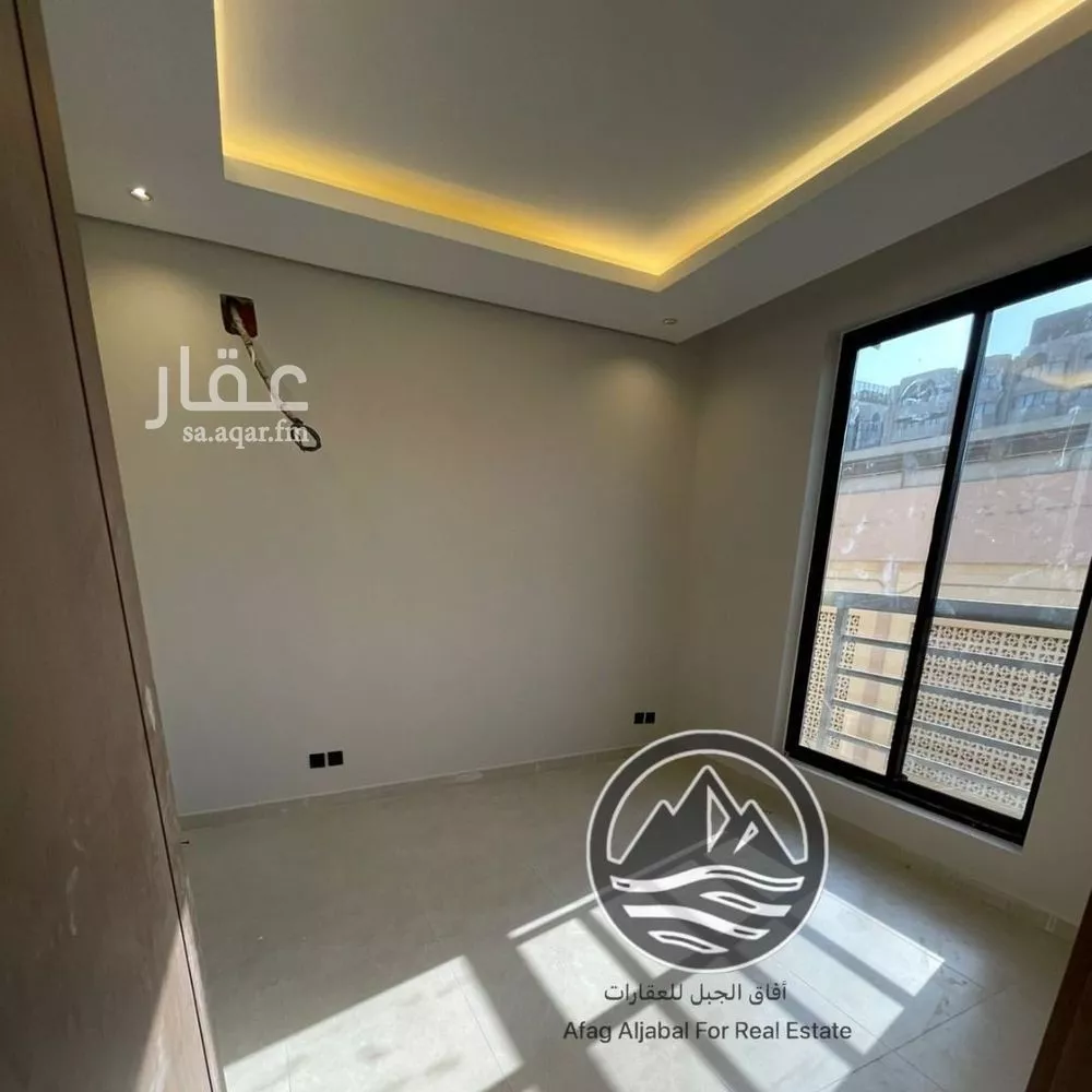 دور 4 غرف في العليا 12