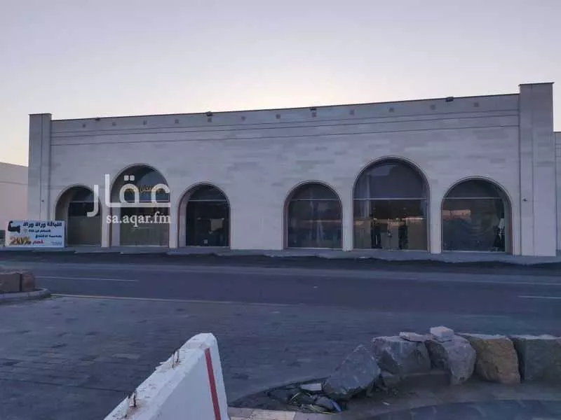 7805 sqm building in Al Uyun 9