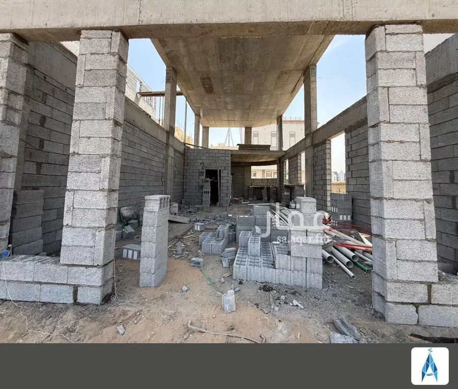 محل 300 م² في النسيم 4