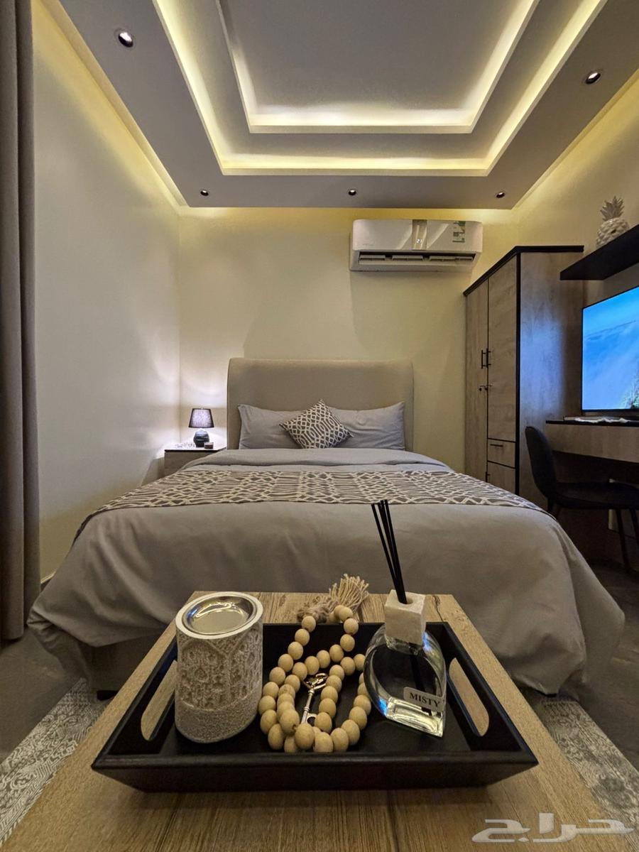 شقة 1 غرف في الملقا 2