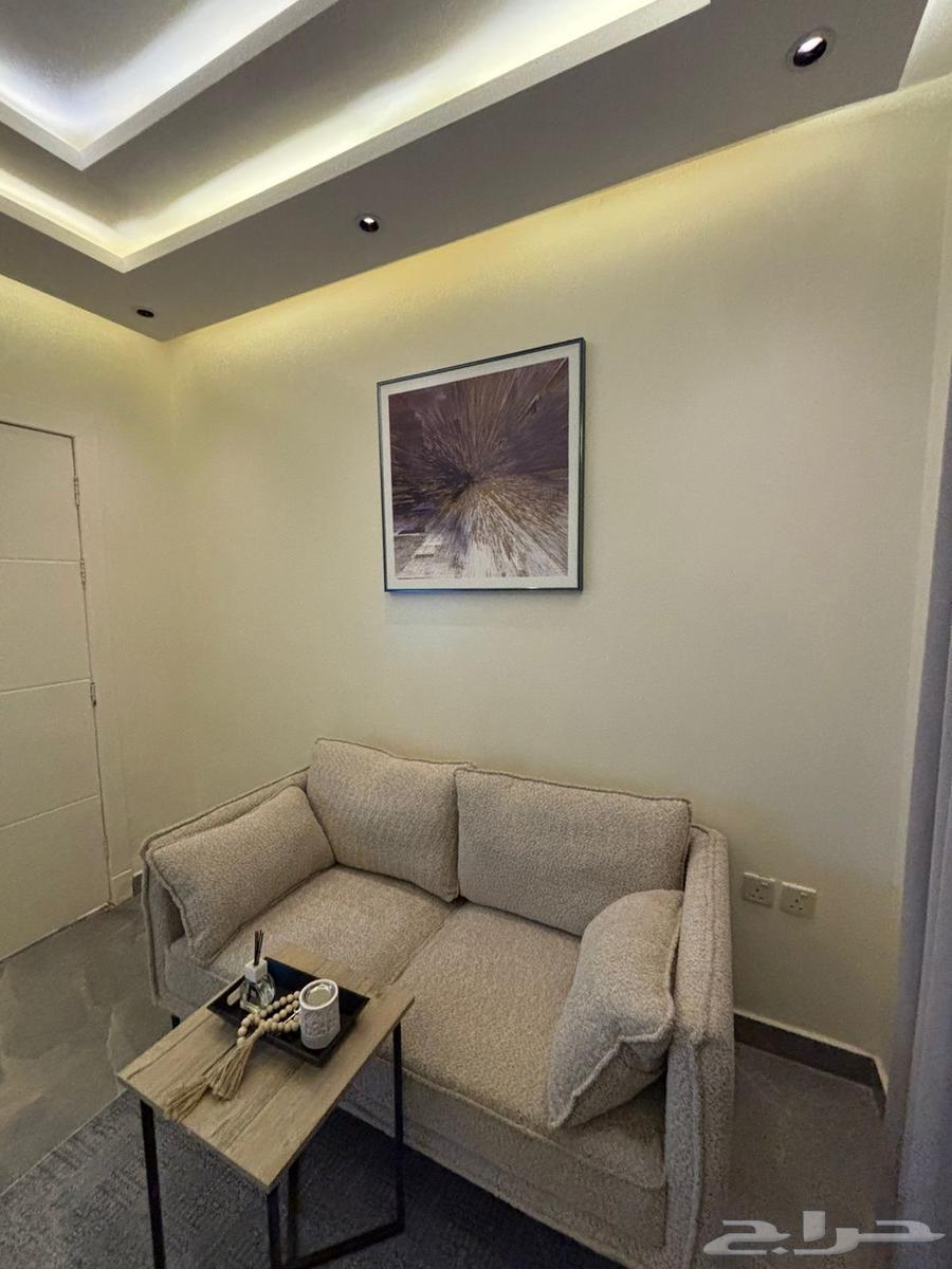 شقة 1 غرف في الملقا 3