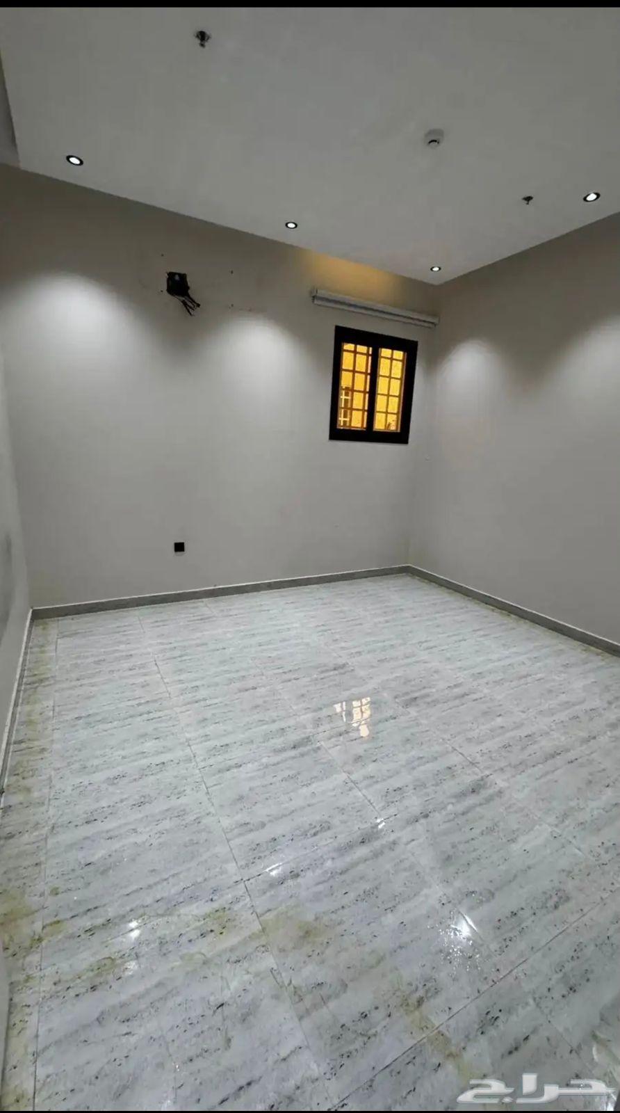 شقة 4 غرف في القادسية 7