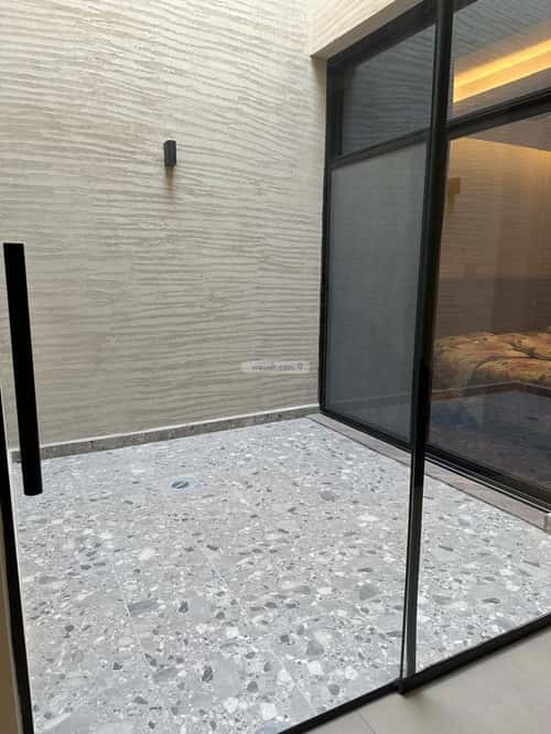 فيلا 4 غرف في العارض 11