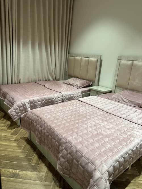 فيلا 4 غرف في العارض 8