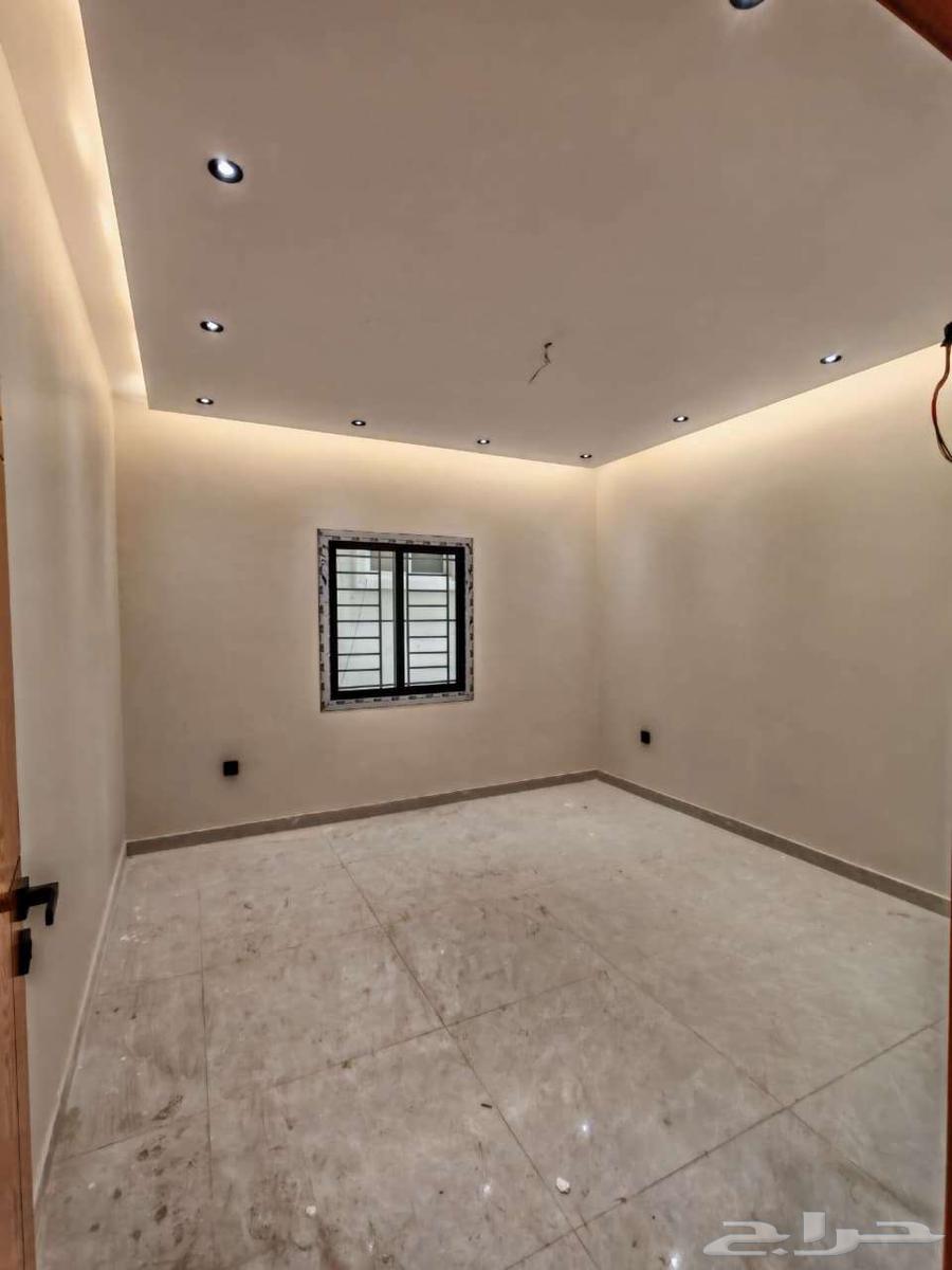 شقة 5 غرف في الربوة 4