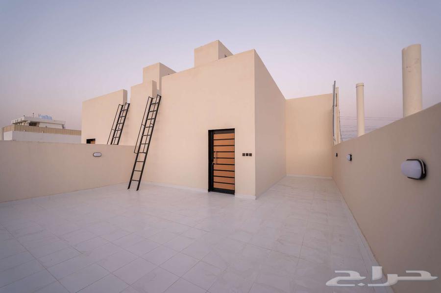 فيلا 6 غرف في الصفوة 20