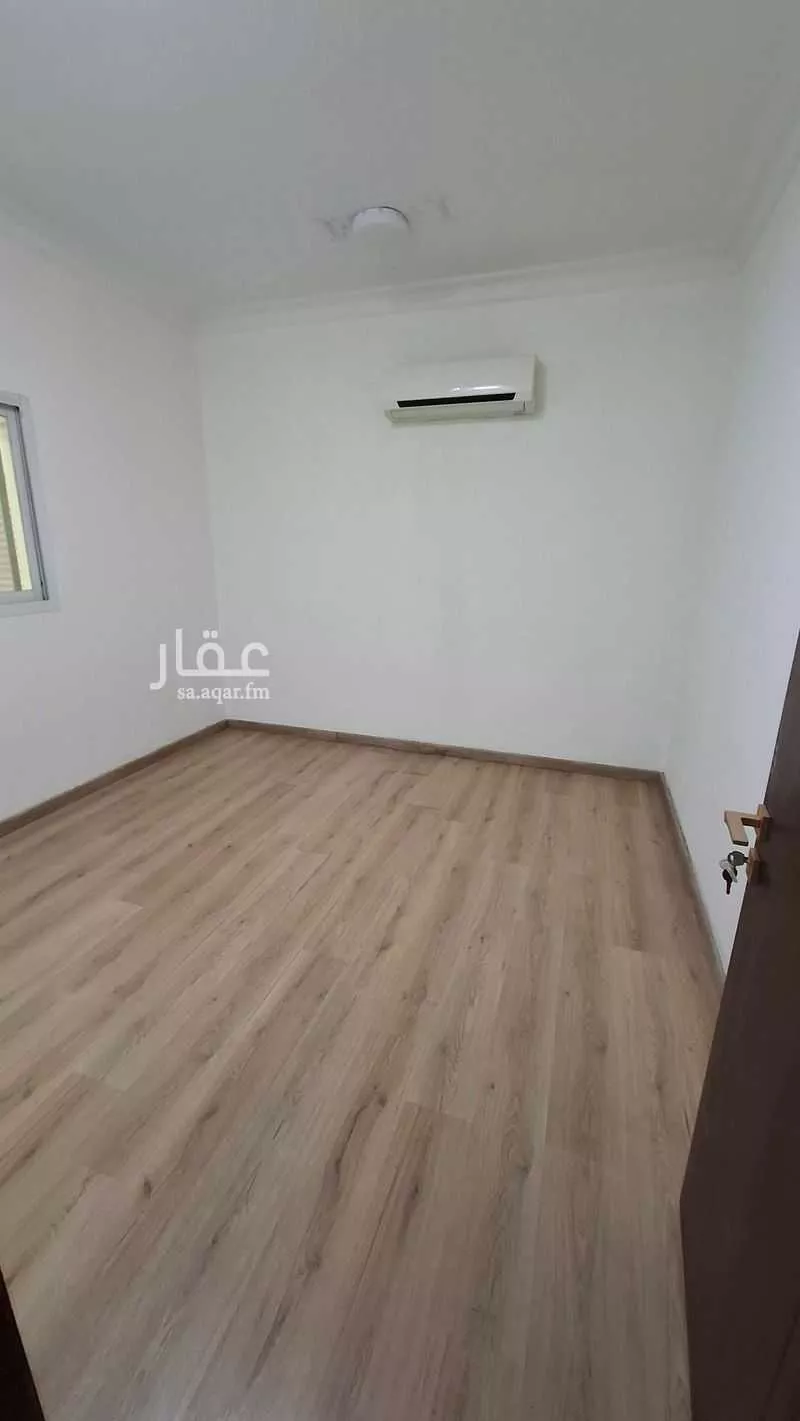 3 bedroom apartment in Al Malqa 5