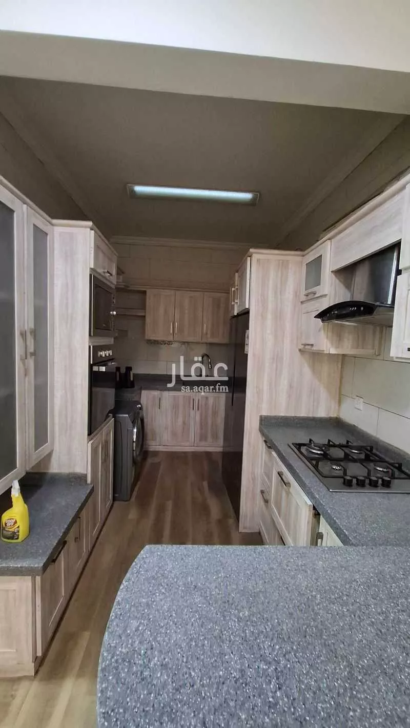 3 bedroom apartment in Al Malqa 7