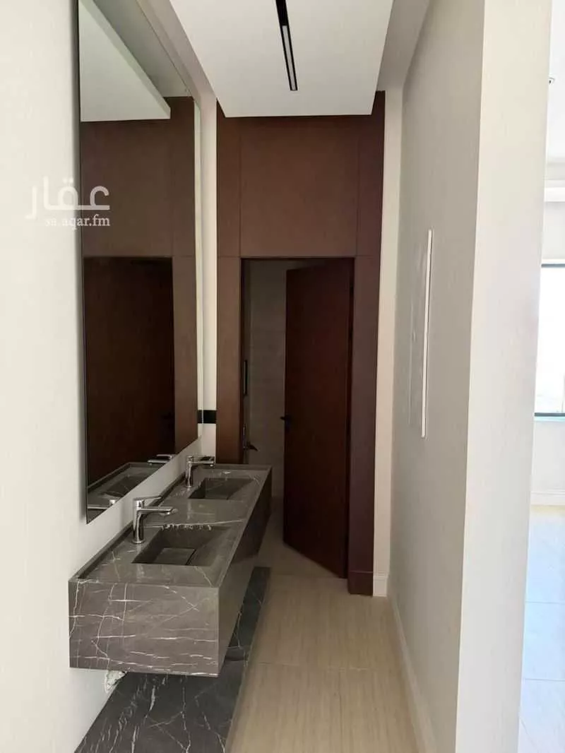 4 bedroom villa in Al Aridh 12