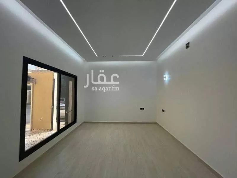 فيلا 6 غرف في العريجاء الوسطى 13