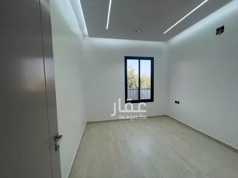 فيلا 6 غرف في العريجاء الوسطى 18