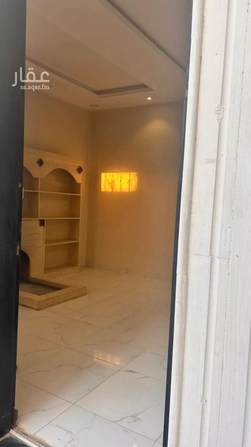 فيلا 5 غرف في الرمال 2