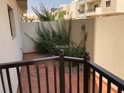 فيلا 6 غرف في الصواري 18