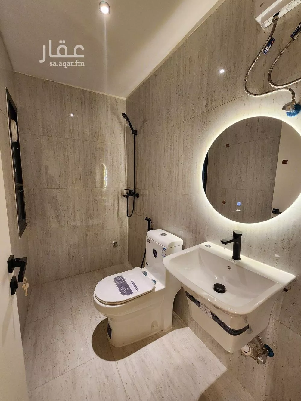 2 bedroom apartment in Al Malaz 8