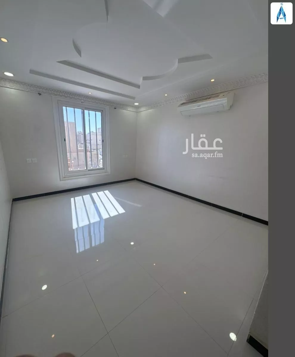 فيلا 4 غرف في ظهرة لبن 27