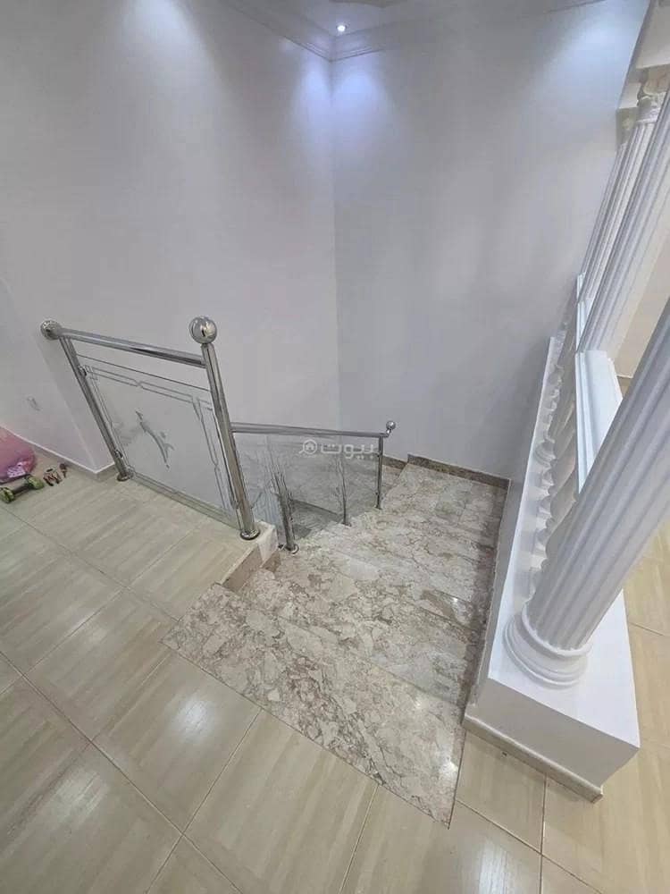 4 bedroom villa in Al Basateen, Jeddah 8