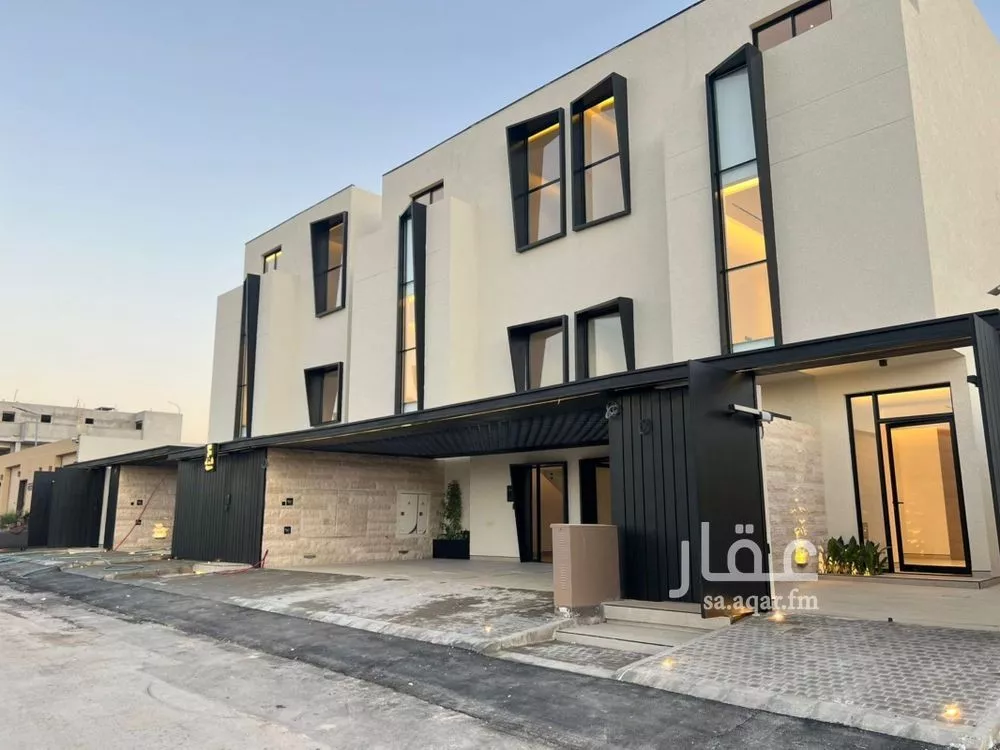 3 bedroom floor in Al Aridh 3