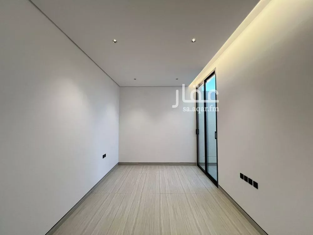 3 bedroom floor in Al Aridh 5