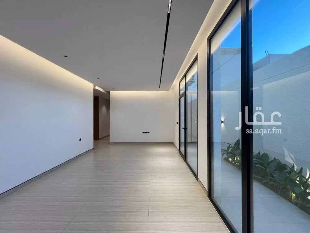 3 bedroom floor in Al Aridh 9