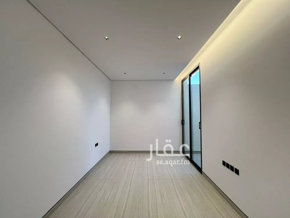 دور 3 غرف في العارض 8