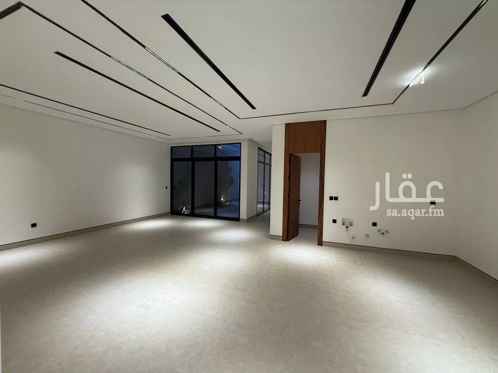 3 bedroom floor in Al Malqa 2