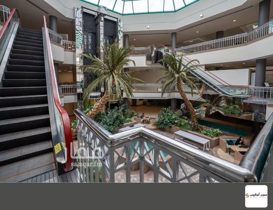 مكتب 10829 م² في الروضة 14