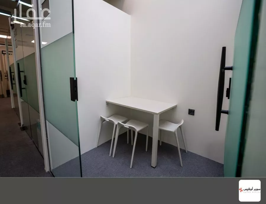 مكتب 10829 م² في الروضة 3