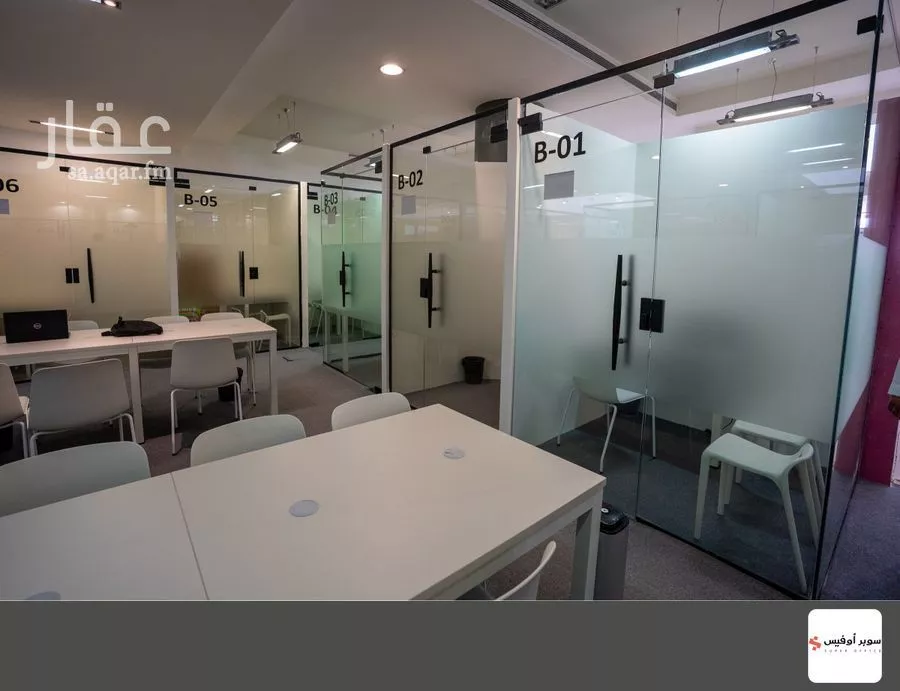 مكتب 10829 م² في الروضة 8