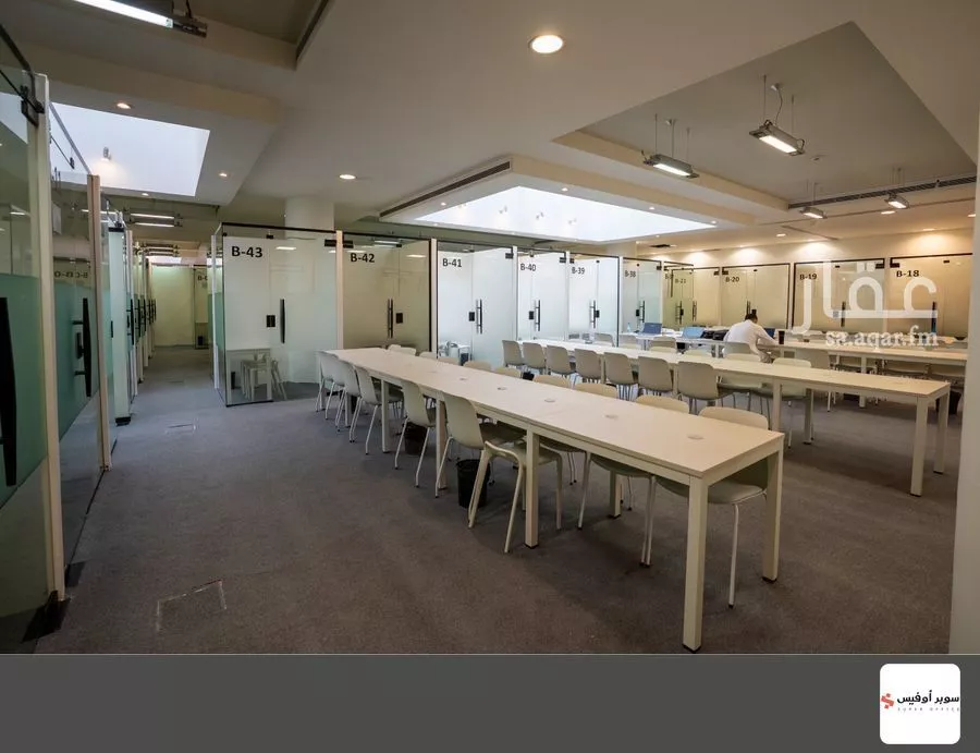 مكتب 10829 م² في الروضة 20