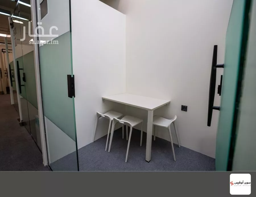 مكتب 10829 م² في الروضة 21