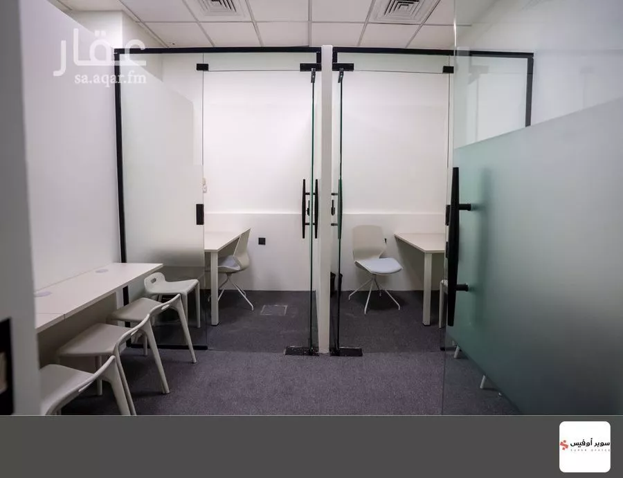 مكتب 10829 م² في الروضة 24