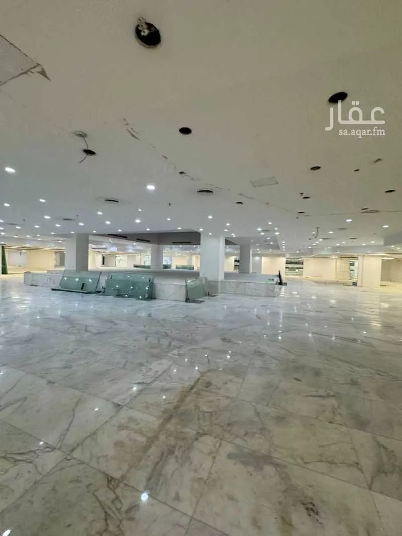 مكتب 45128 م² في الملك فهد 4