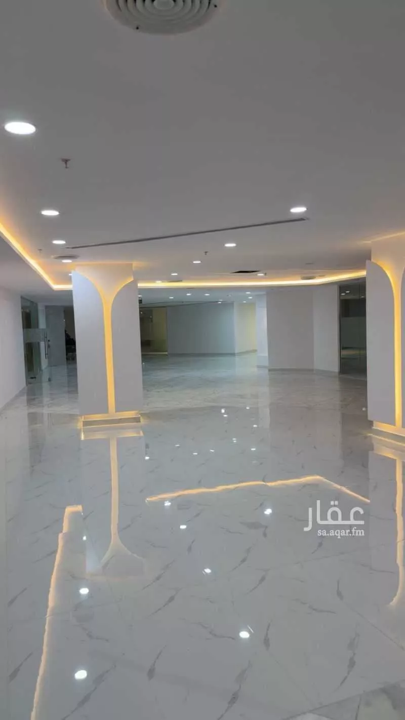 عقار 4 غرف في الملك فهد، الرياض 5