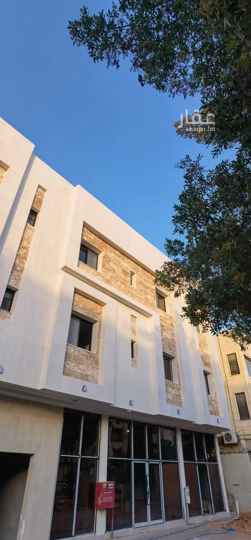 21 bedroom building in Al Wurud, Riyadh 3