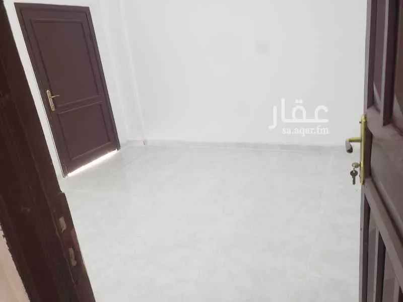 عمارة 328 م² في السقيا 7