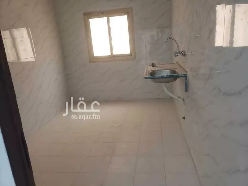 عمارة 328 م² في السقيا 8