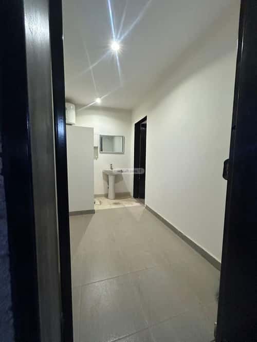 دور 3 غرف في العارض 9