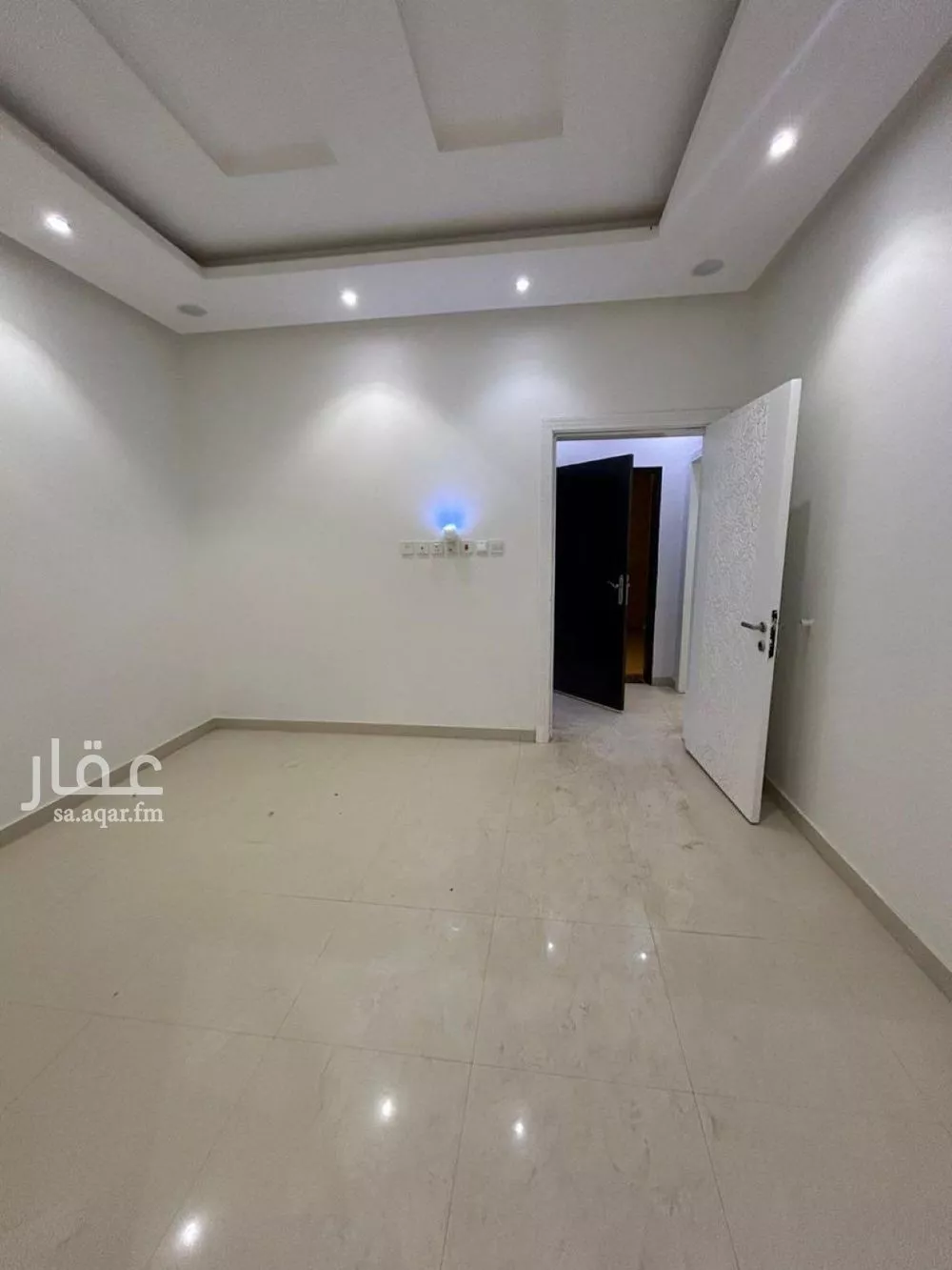 دور 3 غرف في العارض 9