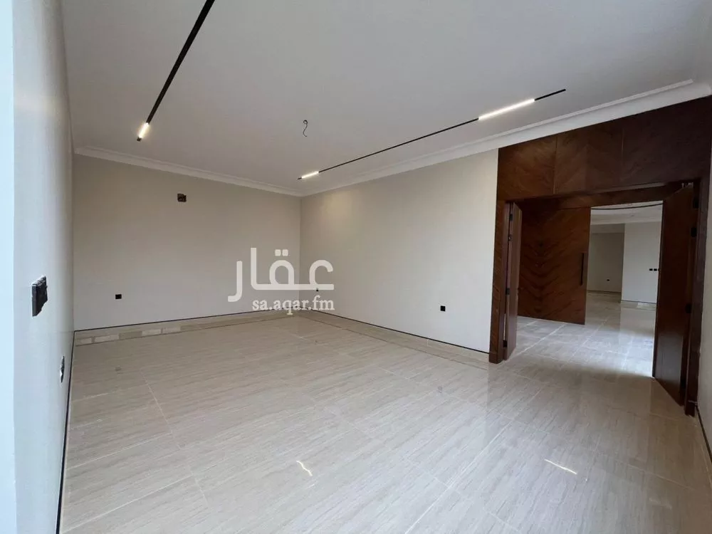 5 bedroom villa in Al Mahdiyyah 15