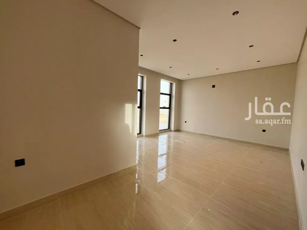 5 bedroom villa in Al Mahdiyyah 16