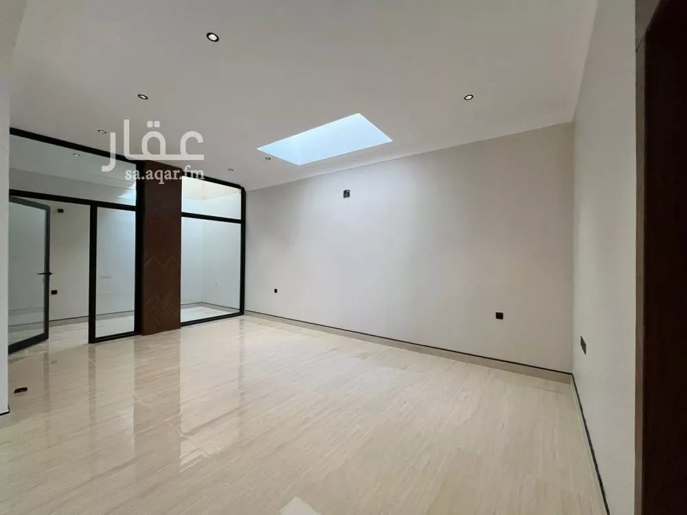 5 bedroom villa in Al Mahdiyyah 8