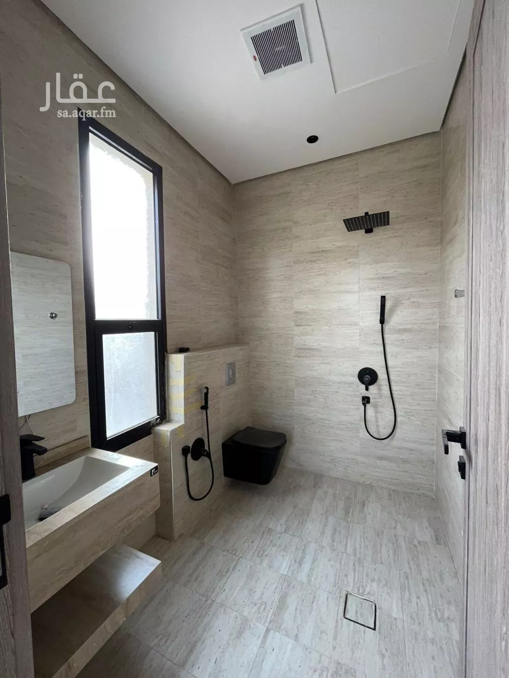 فيلا 5 غرف في المهدية 18