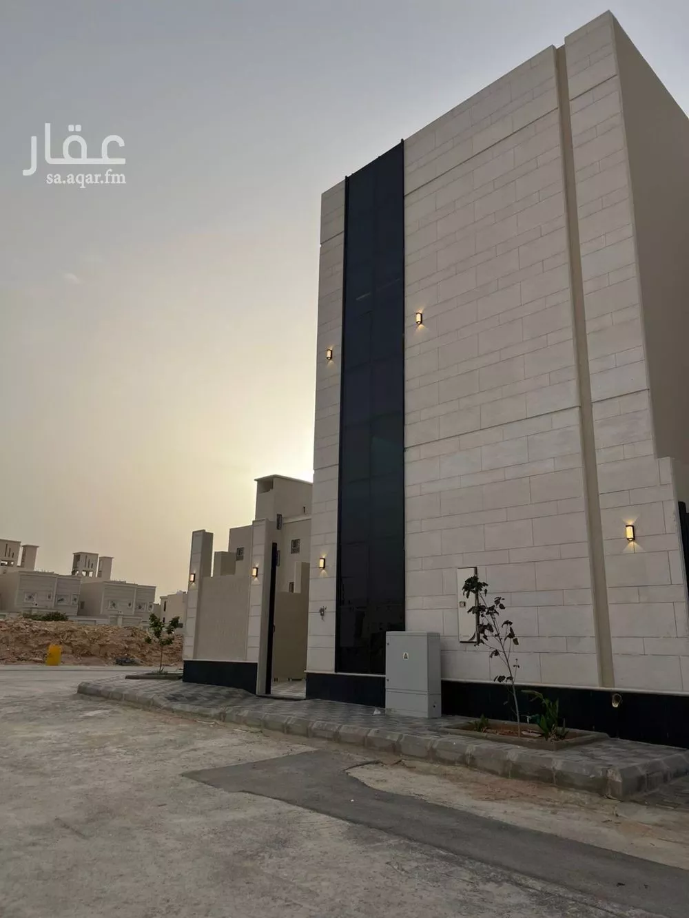 فيلا 5 غرف في المهدية 4