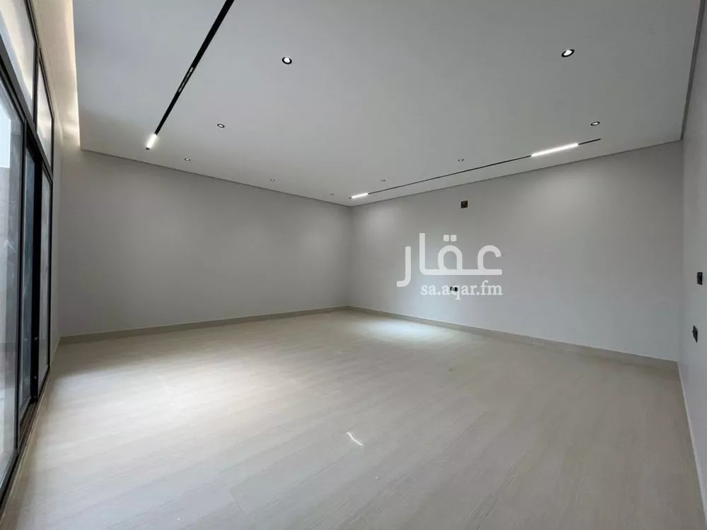 فيلا 5 غرف في المهدية 10