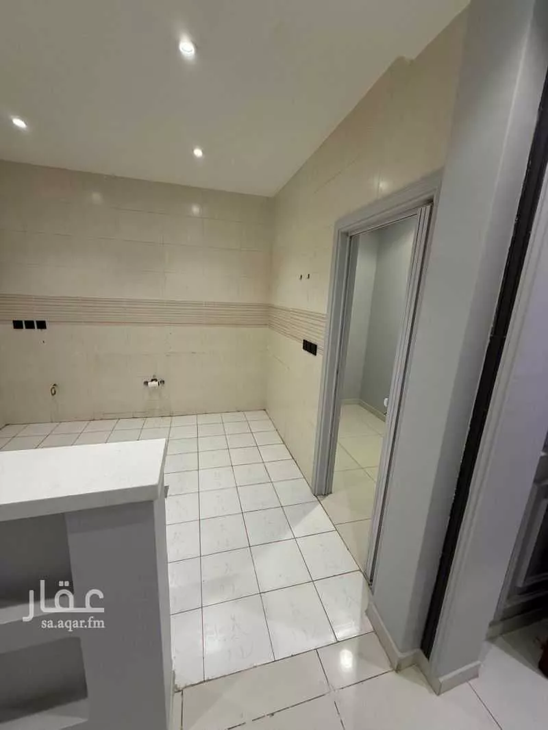 شقة 4 غرف في المروة 2