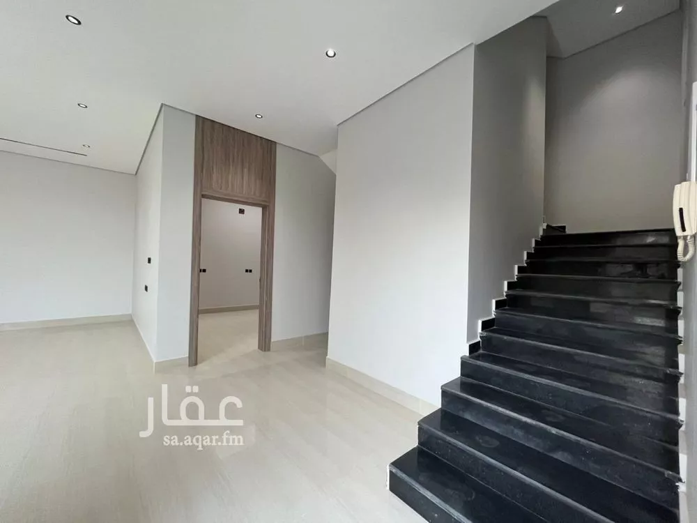 فيلا 5 غرف في المهدية 13