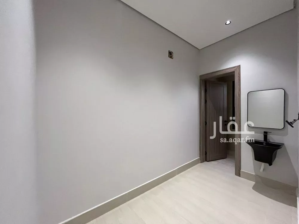 فيلا 5 غرف في المهدية 15